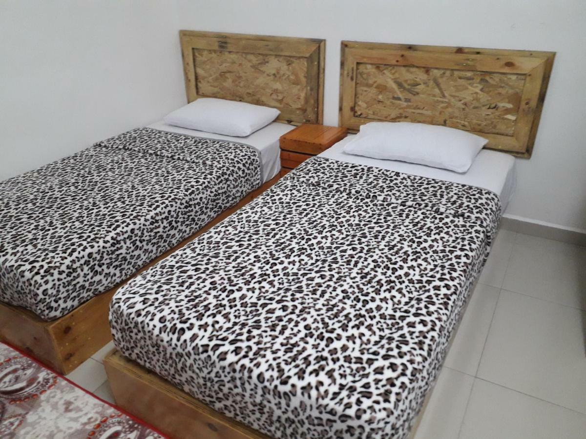 Homestay Rgee Куантан Екстер'єр фото
